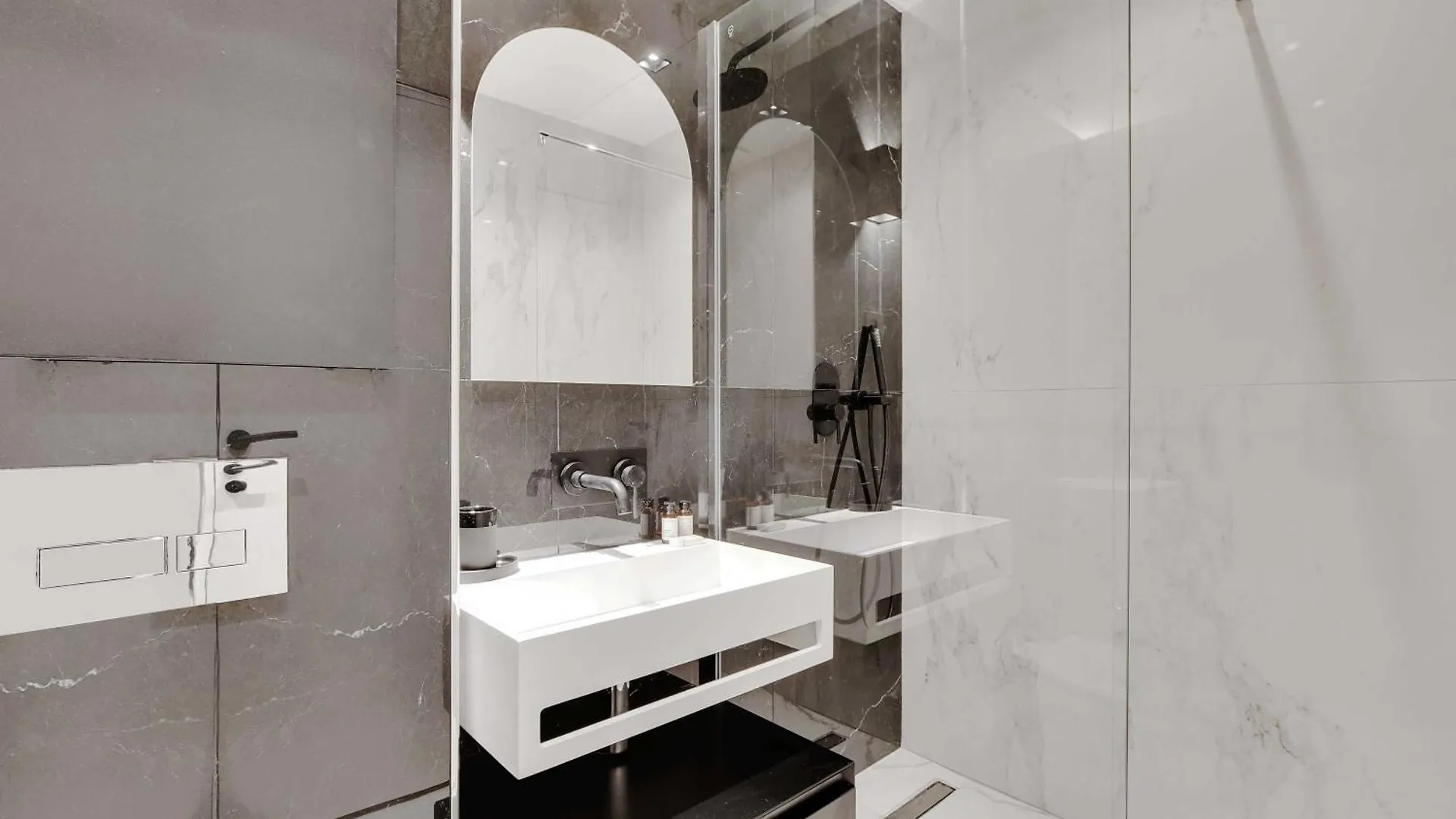 Stunning 2br Opera Apartment Paris